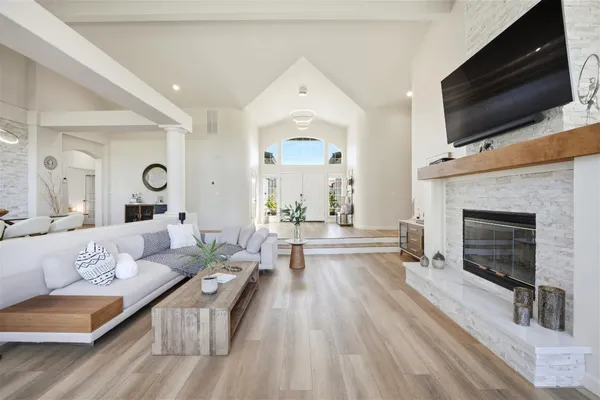 $1,299,999 | 1355 Sonnys Way, Hollister, CA 95023