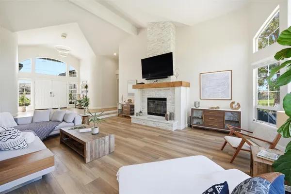 $1,299,999 | 1355 Sonnys Way, Hollister, CA 95023