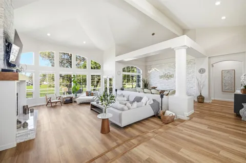 $1,299,999 | 1355 Sonnys Way, Hollister, CA 95023