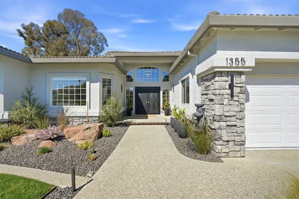 $1,299,999 | 1355 Sonnys Way, Hollister, CA 95023