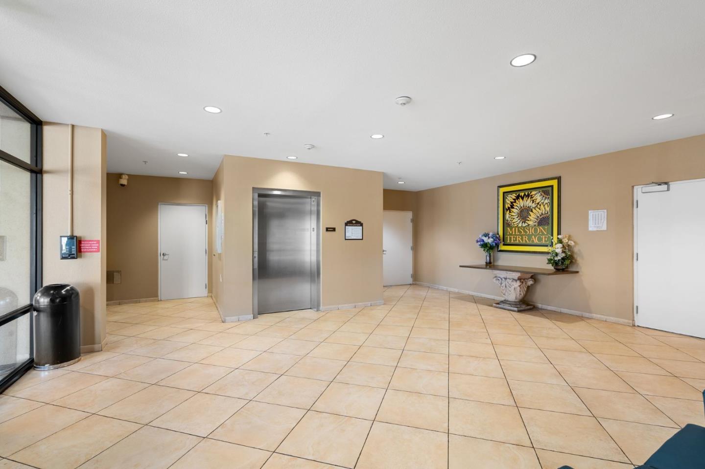 1883 Agnew Road, Unit 341 Santa Clara, CA 95054 - Photo 32 of 38 a view of an empty room and window