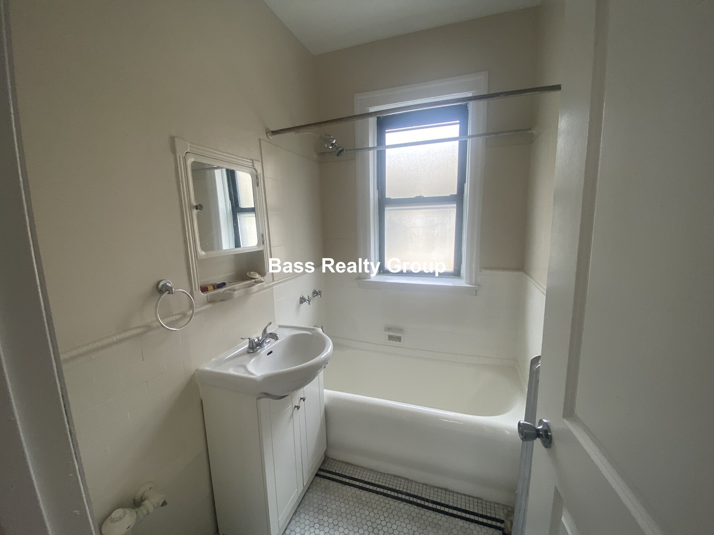 5120 South Harper Avenue, Unit B11 Chicago, IL 60615 - Photo 11 of 22