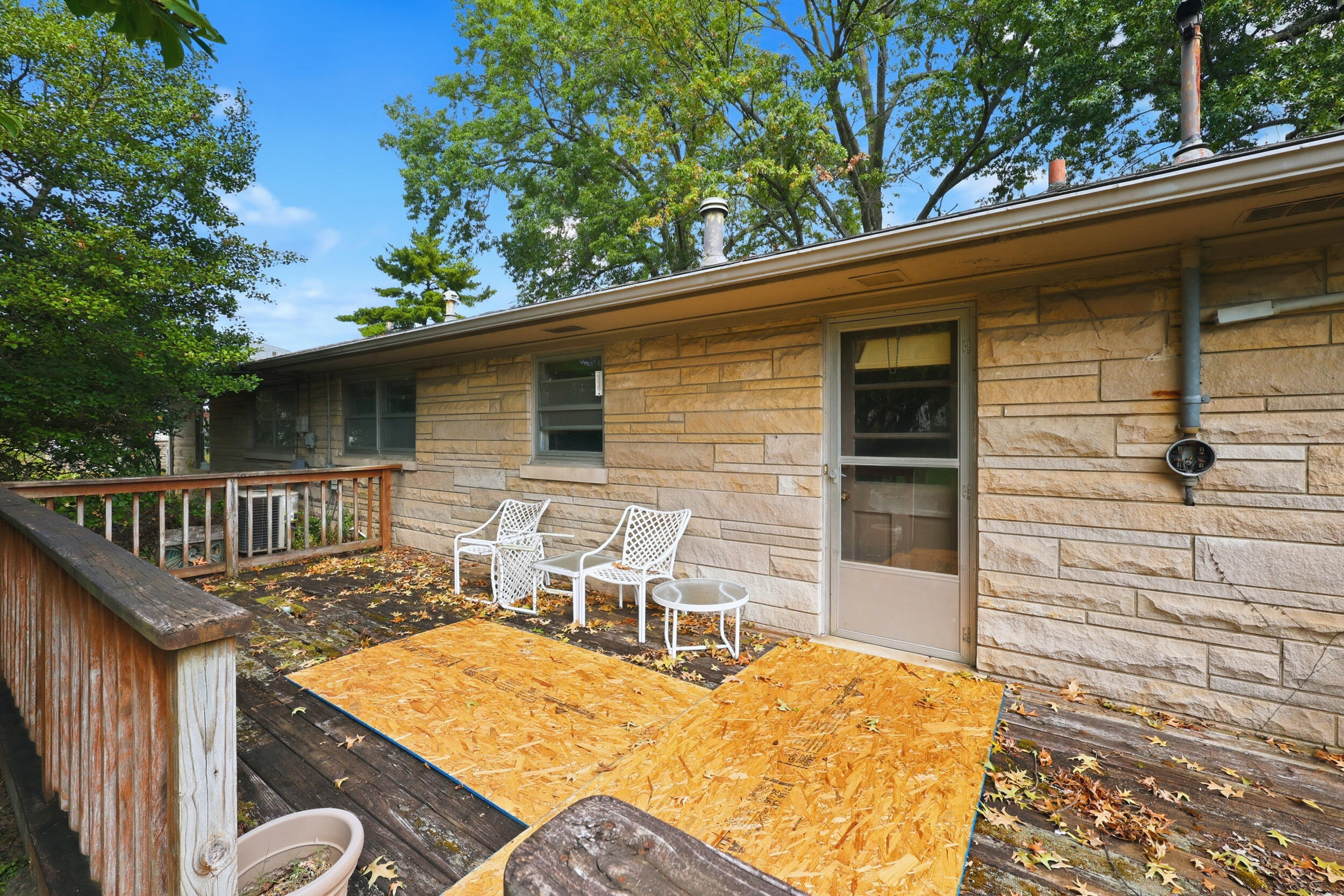 672 Providence Road Lexington, KY 40502 - Photo 37 of 48 35_pend7251