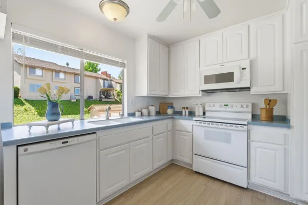 $625,000 | 17430 Plaza Otonal, San Diego, CA 92128