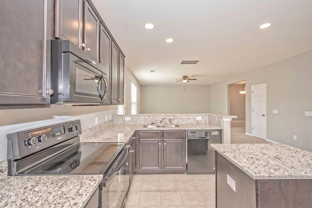 406 Forest Hills Road Summerville, SC 29486 - Photo 4 of 10 kitchen 2 406