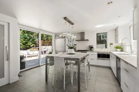 $2,399,000 | 120 Collins Road, Newton, MA 02468