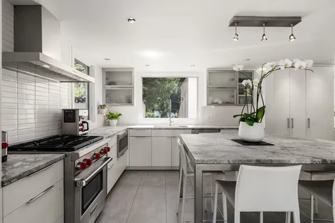 $2,399,000 | 120 Collins Road, Newton, MA 02468