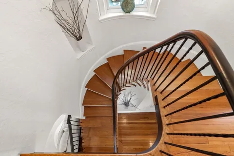 $2,399,000 | 120 Collins Road, Newton, MA 02468