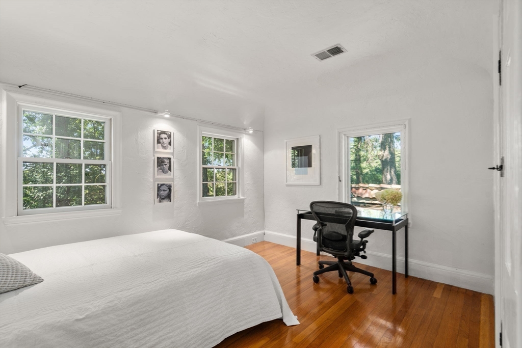 120 Collins Road Newton, MA 02468 - Photo 19 of 42