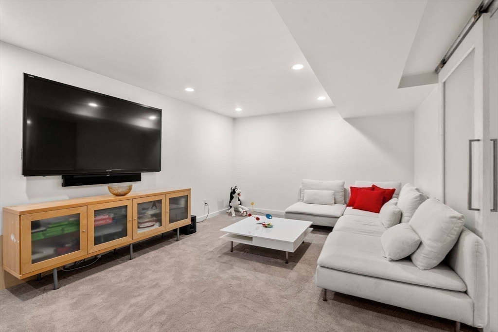 120 Collins Road Newton, MA 02468 - Photo 27 of 42