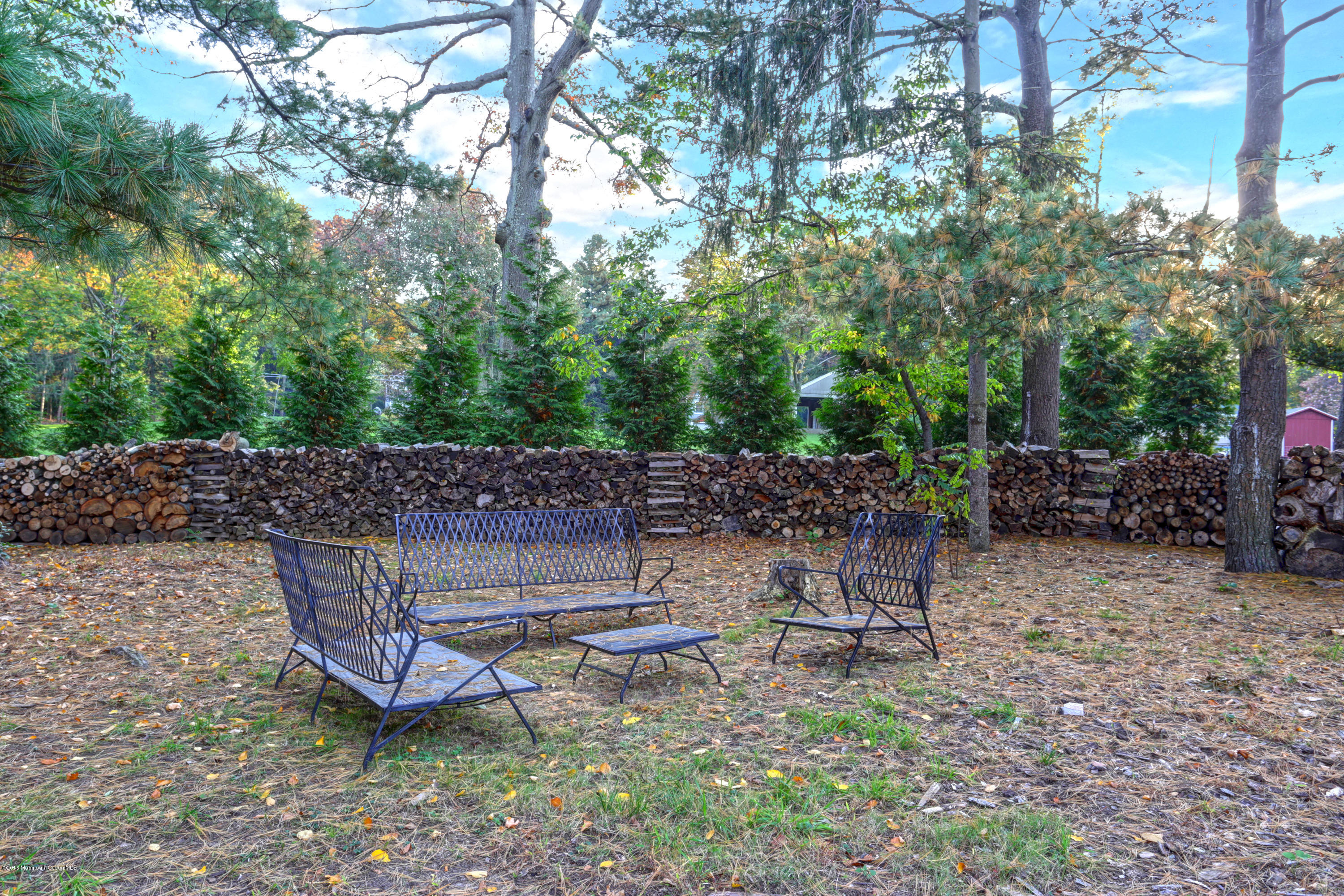 623 Cooper Road Middletown, NJ 07716 - Photo 5 of 34 13