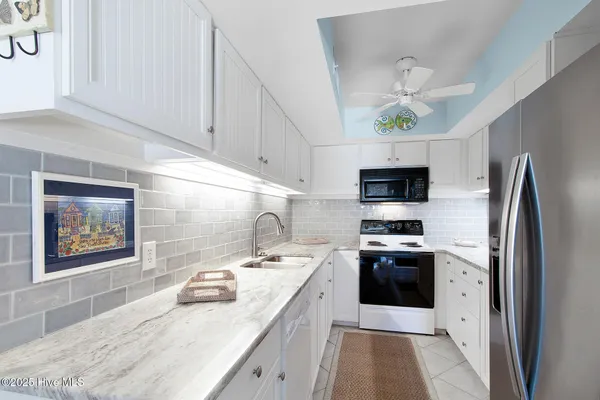 $825,000 | 545 Salter Path Road, Unit B3 OCEAN GROVE, Pine Knoll Shores, NC 28512