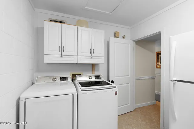 $850,000 | 545 Salter Path Road, Unit B3 OCEAN GROVE, Pine Knoll Shores, NC 28512