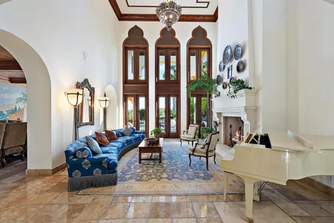 $11,985,000 | 2929 Marys Way, West Palm Beach, FL 33410