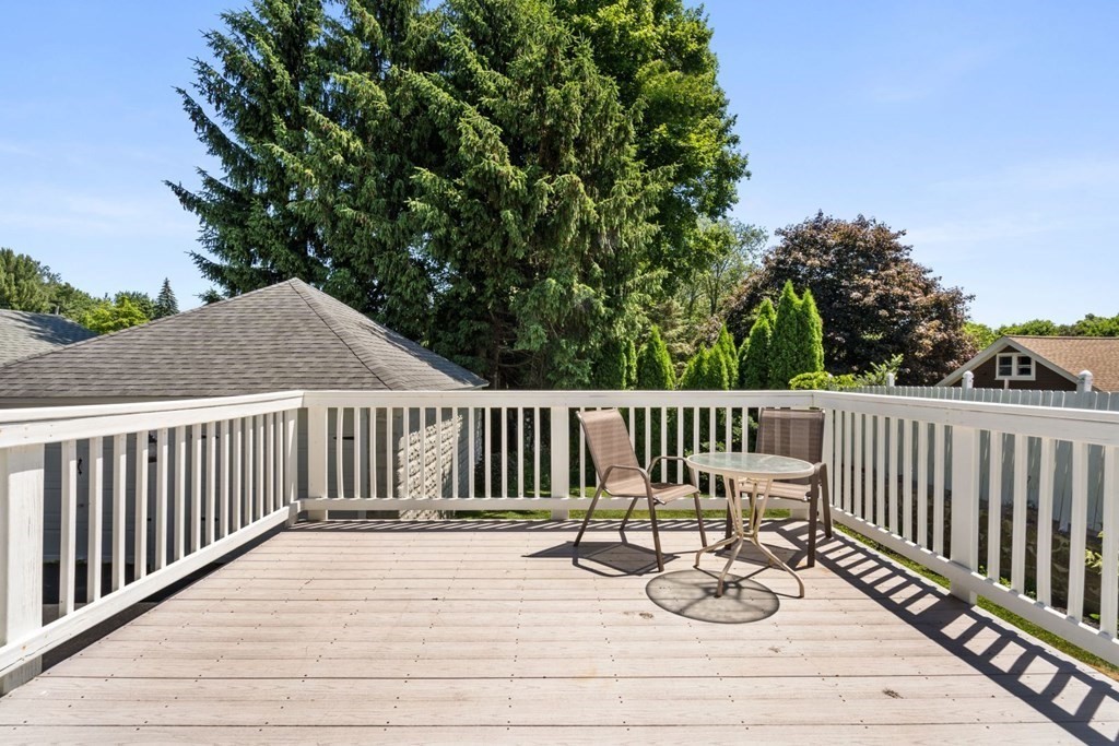 102 Beverly Road Worcester, MA 01605 - Photo 33 of 42 Gallery Image 33
