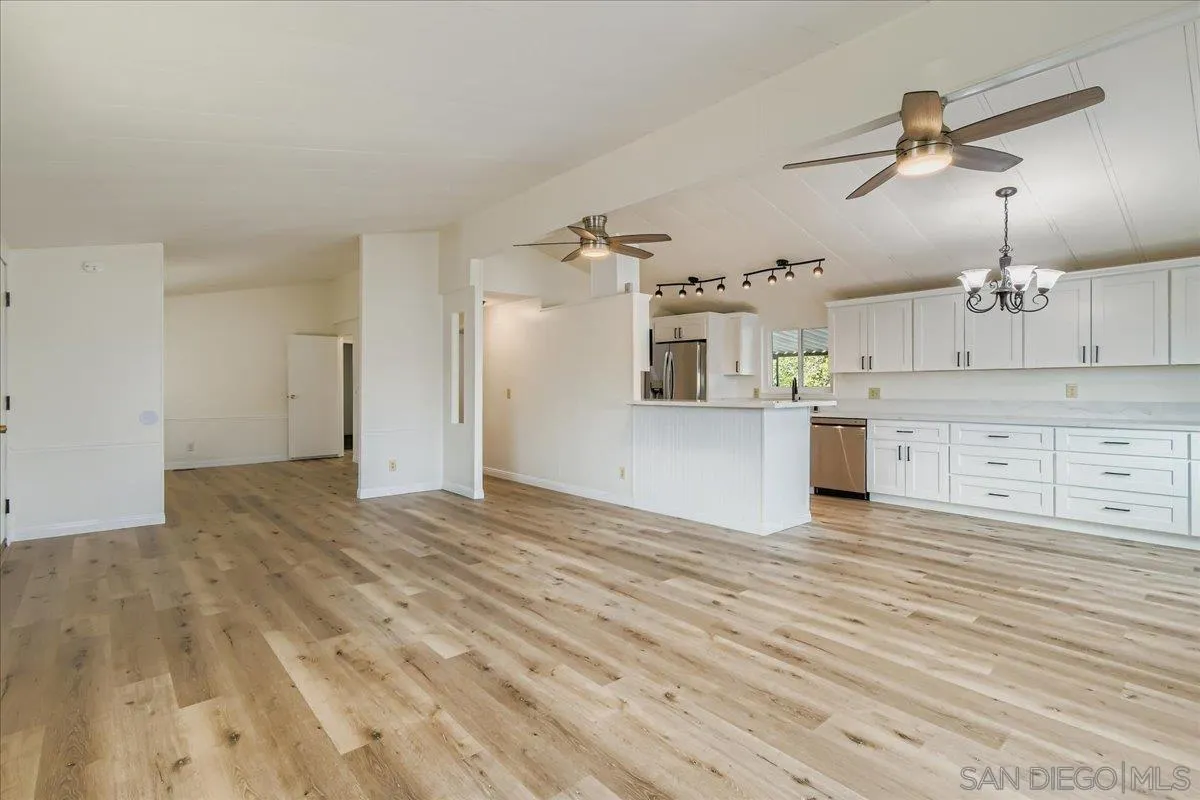 11949 Riverside Drive Lakeside, CA 92040 - Photo 9 of 32