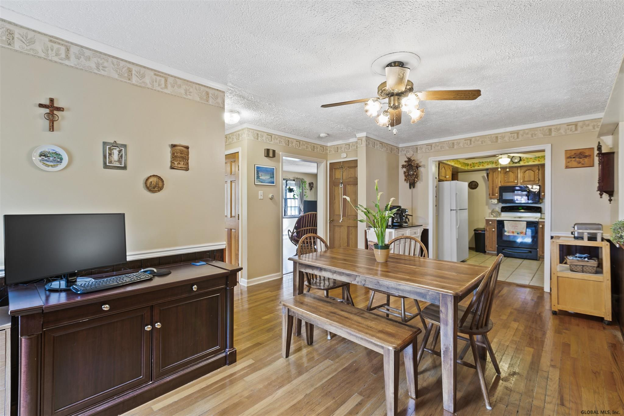 19 Edmel Road Glenville, NY 12302 - Photo 7 of 27 Photo 7