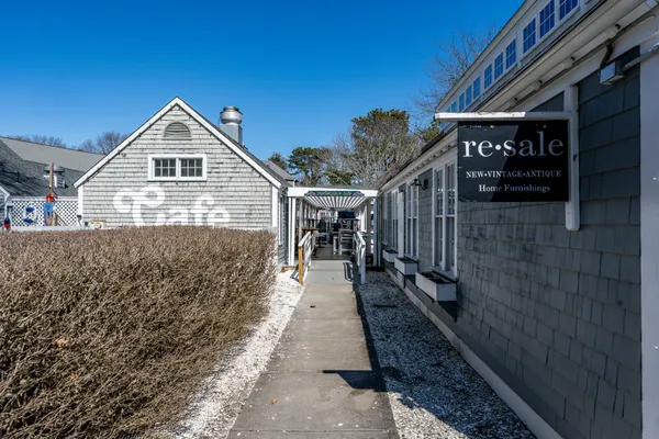 $439,000 | 251 Shore Drive, Unit D1, Mashpee, MA 02649
