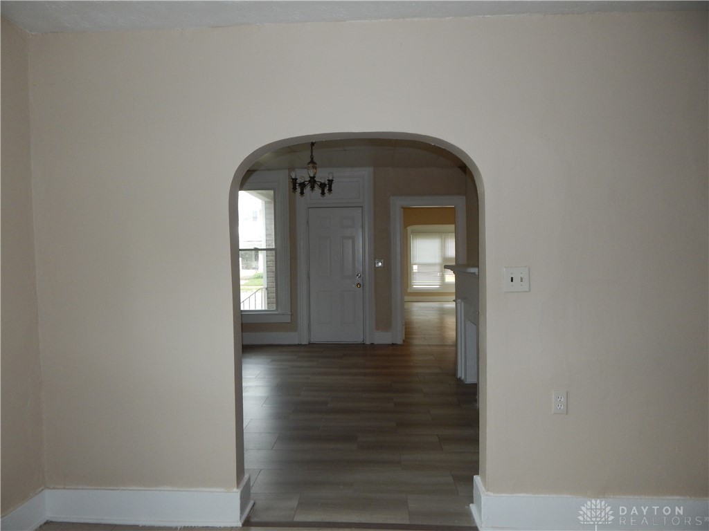 328 West Clark Street Springfield, OH 45506 - Photo 14 of 18