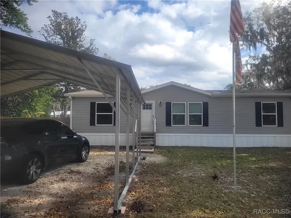 $275,000 | 2829 North Lakefront Drive, Hernando, FL 34442