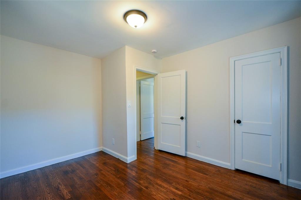 554 Alpine Way Marietta, GA 30062 - Photo 20 of 27 wooden floor in an empty room