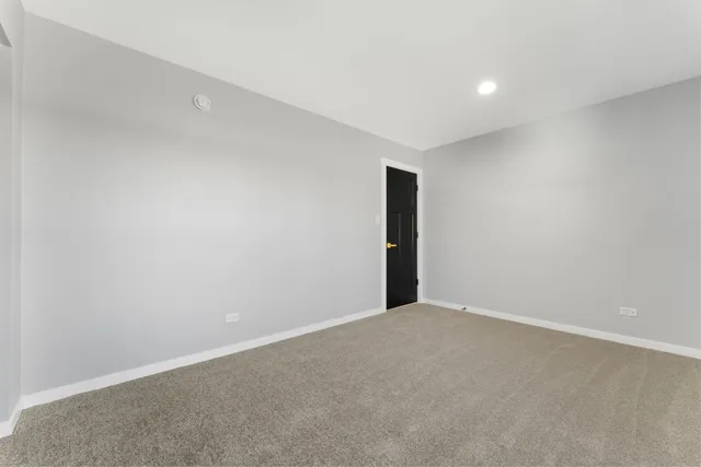 $3,600 | 2N359 Mildred Avenue, Glendale Heights, IL 60139