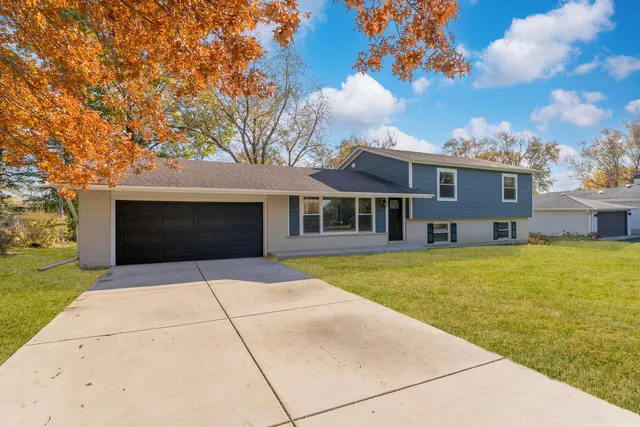 $3,600 | 2N359 Mildred Avenue, Glendale Heights, IL 60139