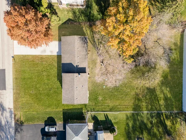 $3,600 | 2N359 Mildred Avenue, Glendale Heights, IL 60139