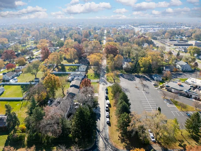 $3,600 | 2N359 Mildred Avenue, Glendale Heights, IL 60139