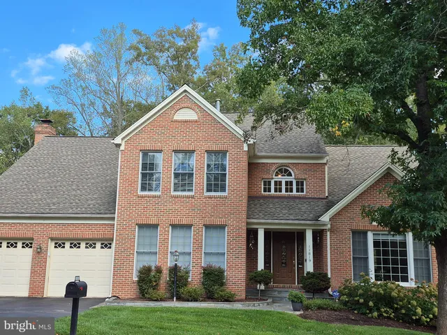 $820,000 | 11819 Troika Court, Woodbridge, VA 22192