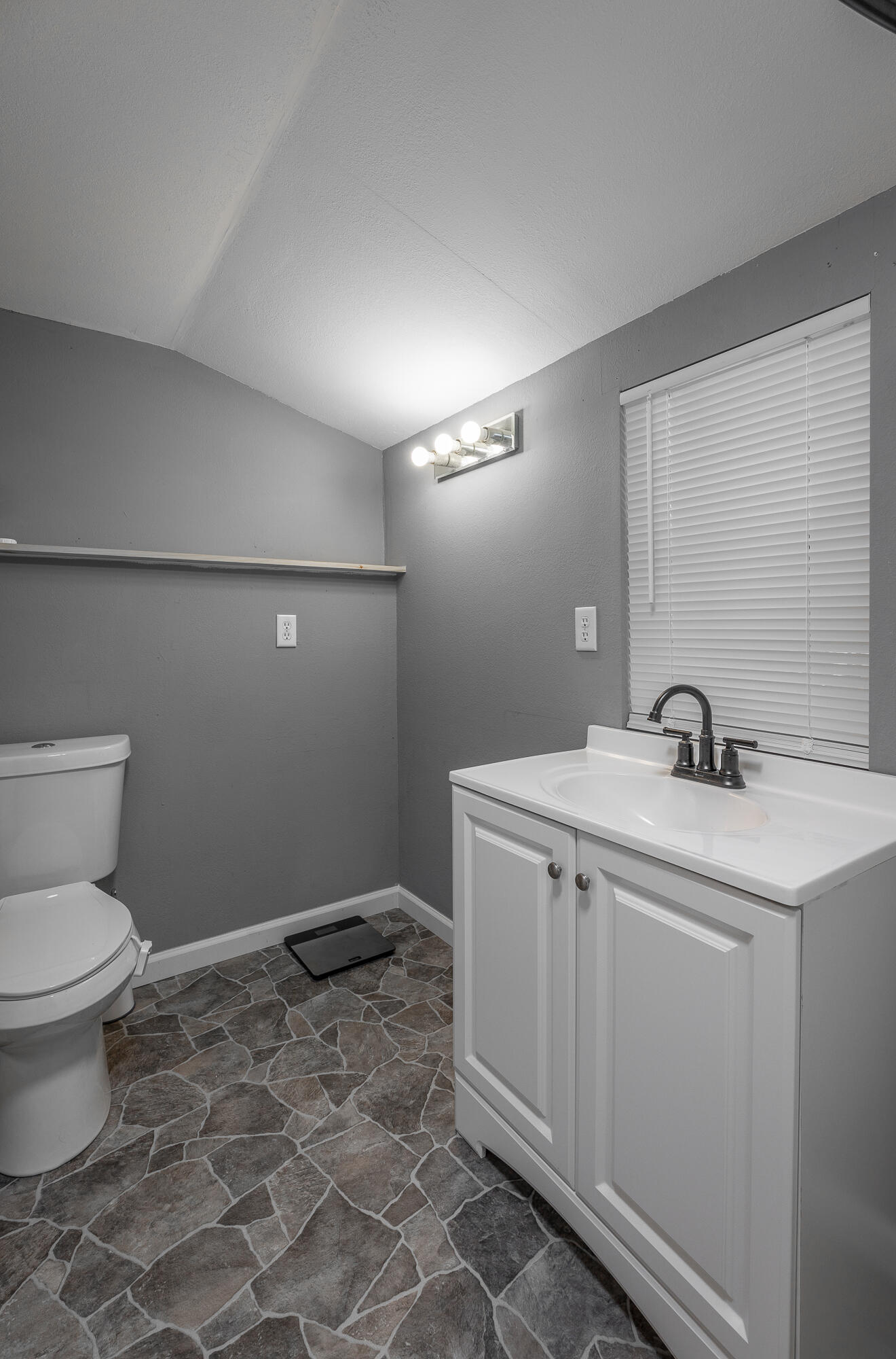 431 State Line Road Menlo, GA 30731 - Photo 22 of 125 431 State Line Rd(431 High Rd) (18 of 12