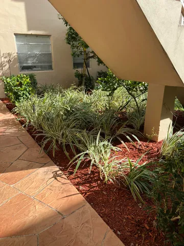 $1,500 | 832 Normandy Trail, Delray Beach, FL 33484