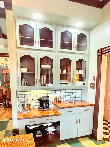 $389,000 | 433 South Main Street, Grenada, MS 38901