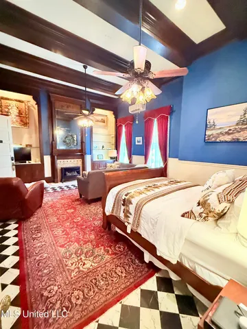 $389,000 | 433 South Main Street, Grenada, MS 38901