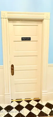 $389,000 | 433 South Main Street, Grenada, MS 38901