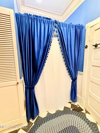 $389,000 | 433 South Main Street, Grenada, MS 38901