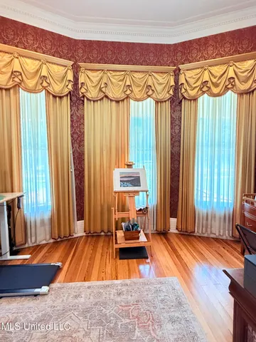 $389,000 | 433 South Main Street, Grenada, MS 38901