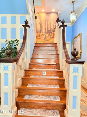 $389,000 | 433 South Main Street, Grenada, MS 38901