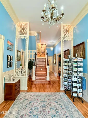 $389,000 | 433 South Main Street, Grenada, MS 38901