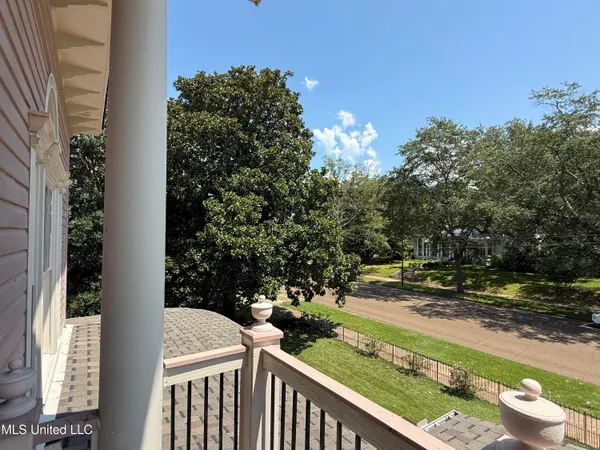 $389,000 | 433 South Main Street, Grenada, MS 38901