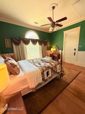 $389,000 | 433 South Main Street, Grenada, MS 38901