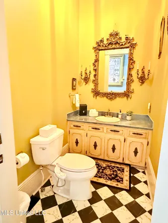 $389,000 | 433 South Main Street, Grenada, MS 38901