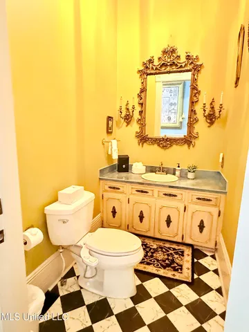 $389,000 | 433 South Main Street, Grenada, MS 38901