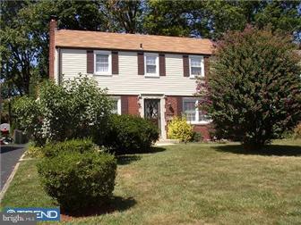 202 Glen Arbor Road Havertown, PA 19083 - Photo 1 of 12 Gallery Image 1