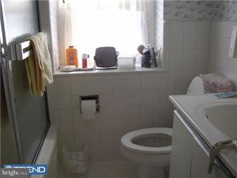 202 Glen Arbor Road Havertown, PA 19083 - Photo 7 of 12 Gallery Image 7