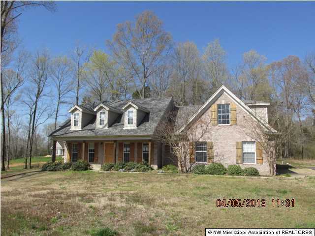 190 Strickland Road Byhalia, MS 38611 - Photo 1 of 16 Primary Photo