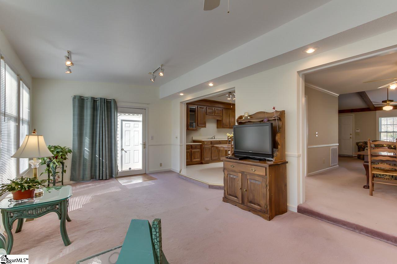 19 Paddock Drive Greer, SC 29650 - Photo 17 of 32 Gallery Image 17