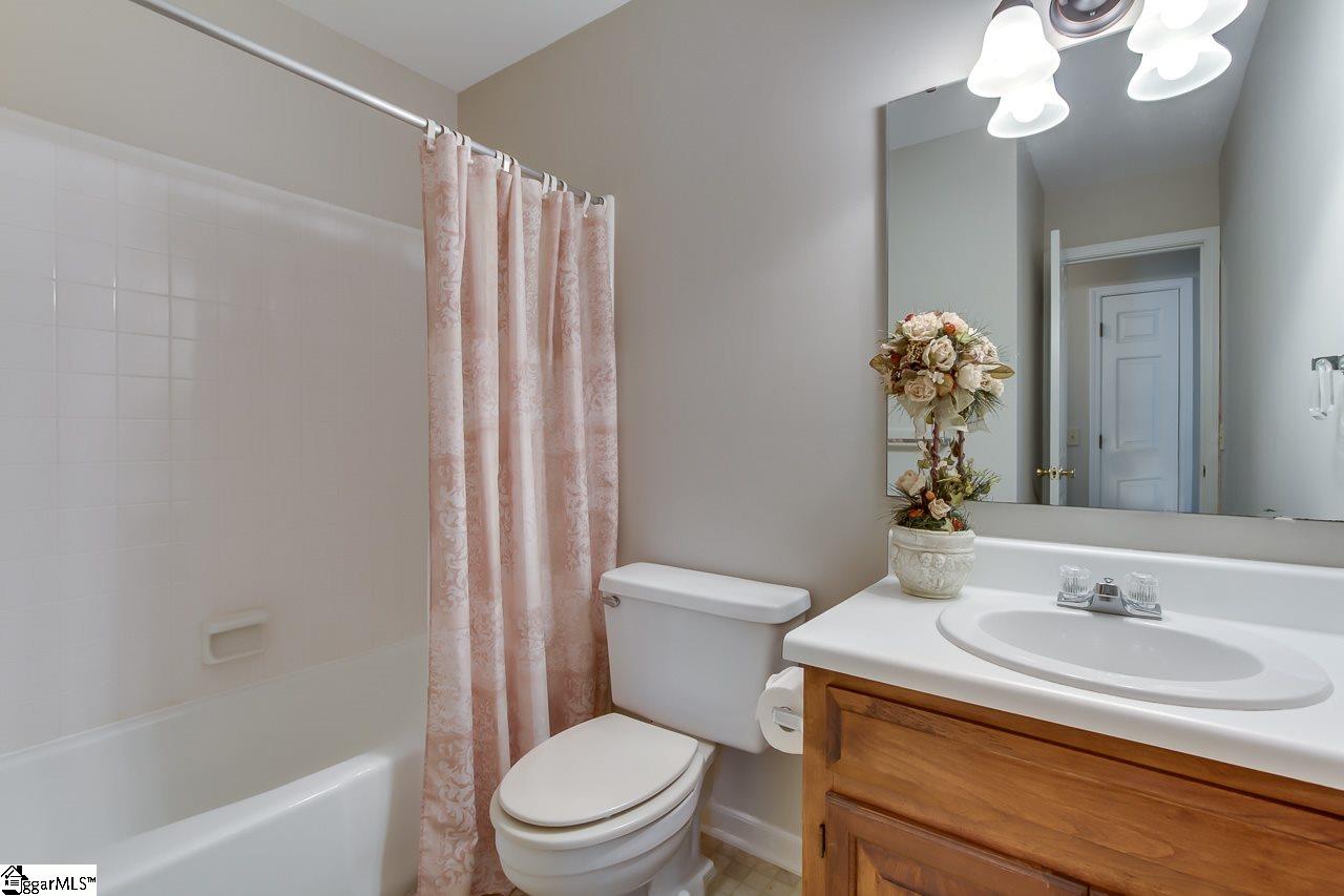 19 Paddock Drive Greer, SC 29650 - Photo 19 of 32 Gallery Image 19