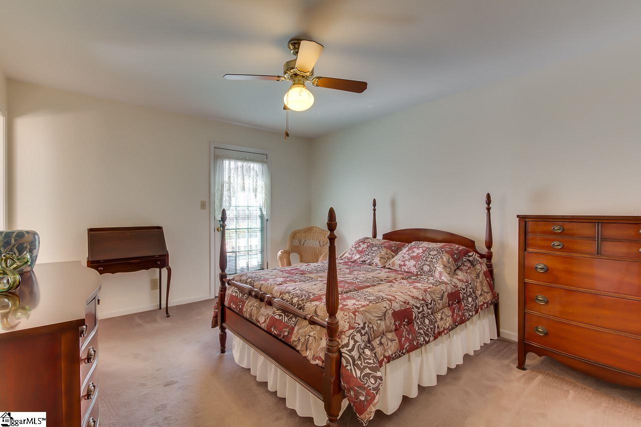 19 Paddock Drive Greer, SC 29650 - Photo 20 of 32 Gallery Image 20