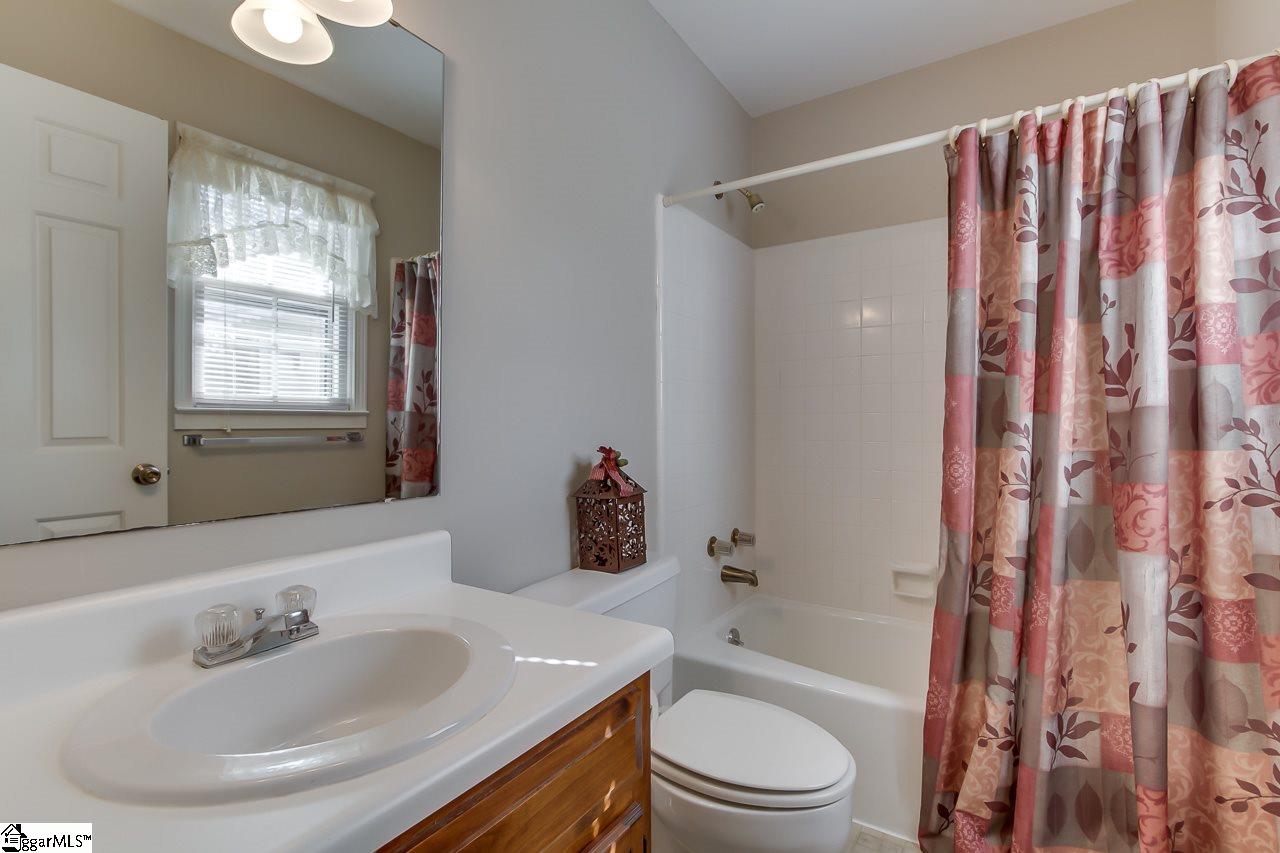 19 Paddock Drive Greer, SC 29650 - Photo 21 of 32 Gallery Image 21